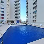 Comodo apartaestudio 211B Cartagena Bocagrande cerca a la playa